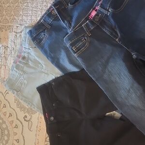 4 pair Children's Place Skinny Jeans